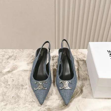 セリーヌ サンダル