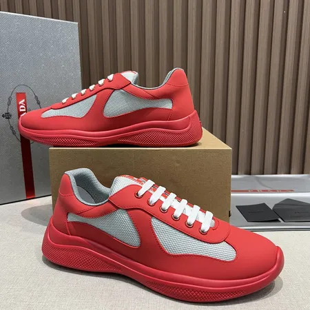 プラダ カジュアルシューズ