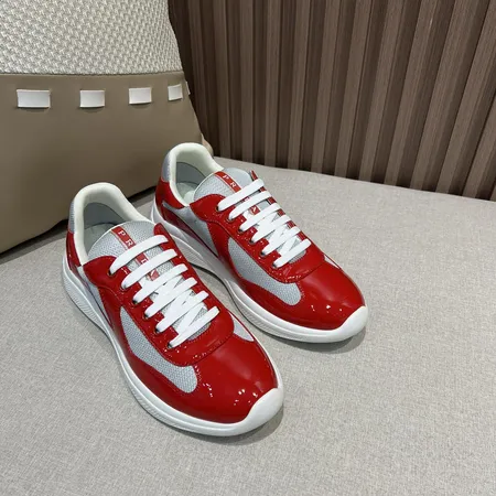 プラダ カジュアルシューズ