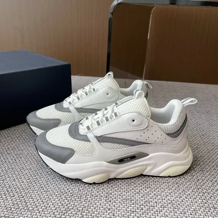 ディオール スニーカー