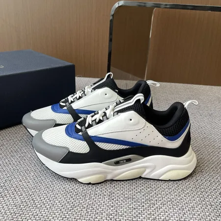 ディオール スニーカー