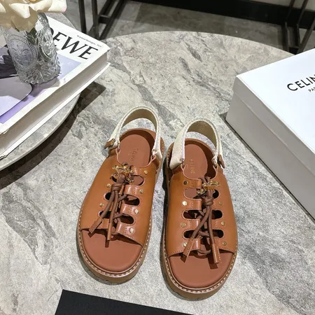 セリーヌ サンダル