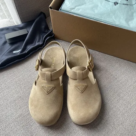 プラダ サンダル