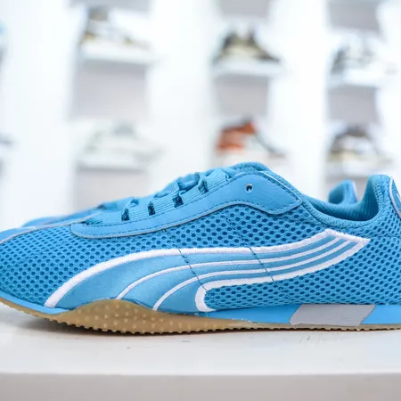 プーマ カジュアルシューズ