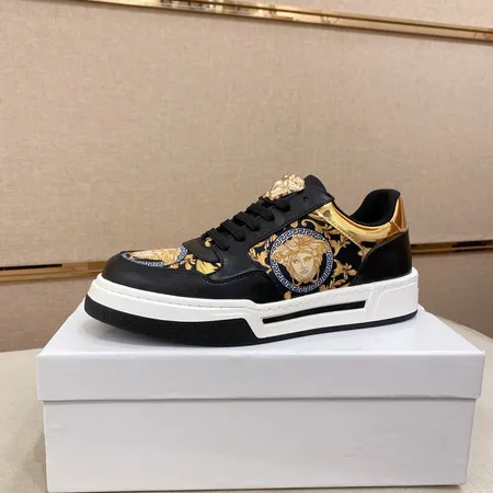 ヴェルサーチ カジュアルシューズ