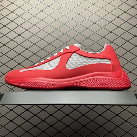 プラダ カジュアルシューズ