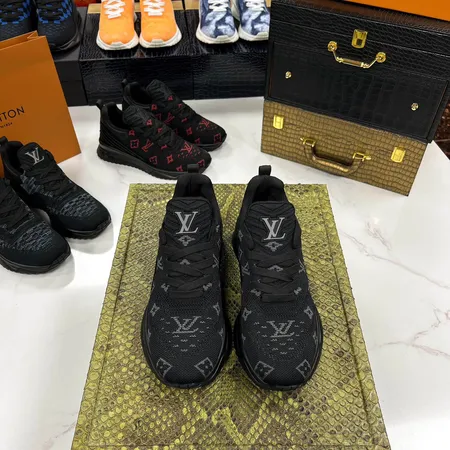 ルイヴィトン スニーカー