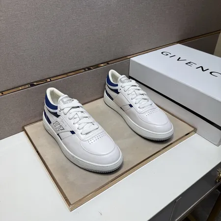 ジバンシィ カジュアルシューズ