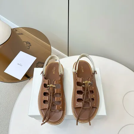 セリーヌ サンダル