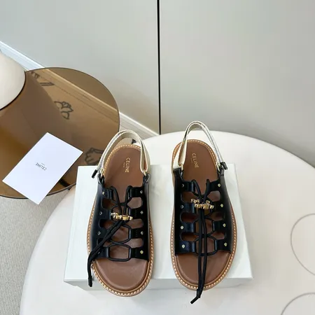 セリーヌ サンダル