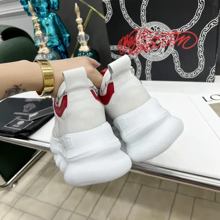 ヴェルサーチ スニーカー