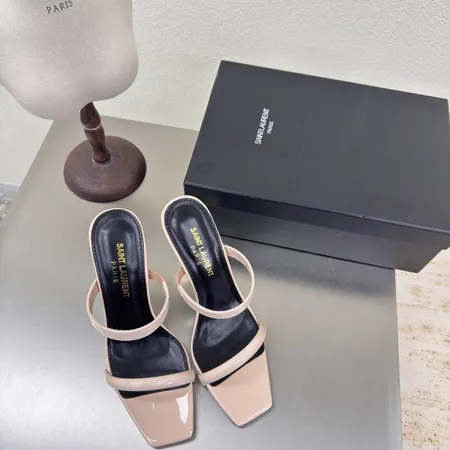 イブサンローラン サンダル