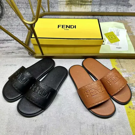 フェンディ スリッパ