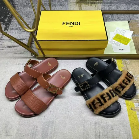 フェンディ スリッパ