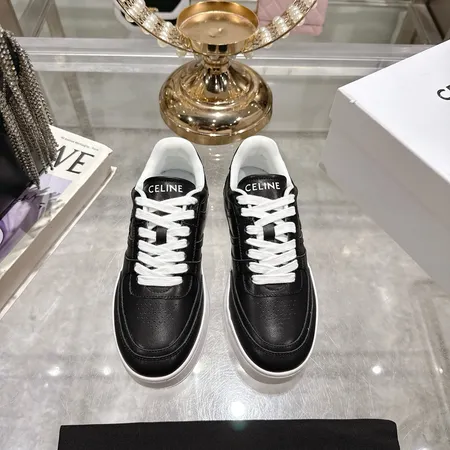セリーヌ カジュアルシューズ