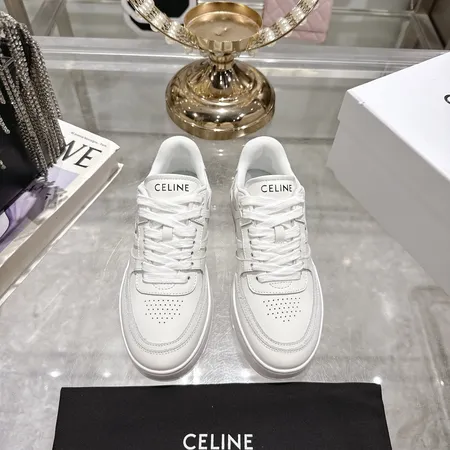 セリーヌ カジュアルシューズ