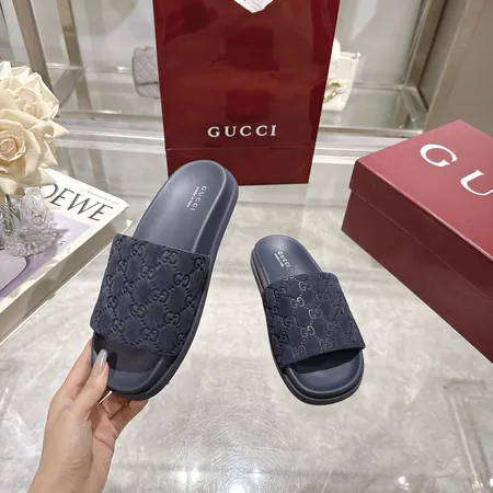 グッチ スリッパ