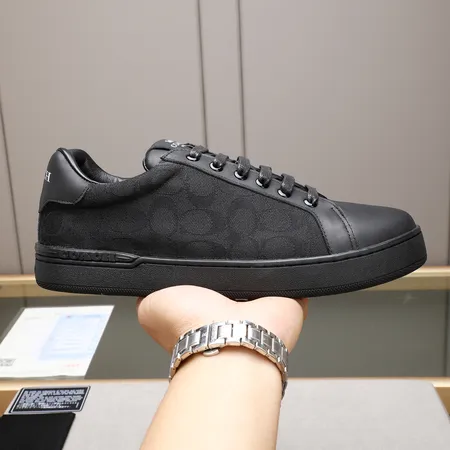 コーチ カジュアルシューズ