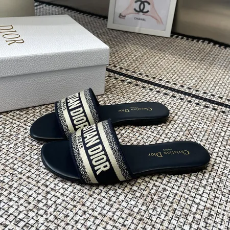 ディオール スリッパ