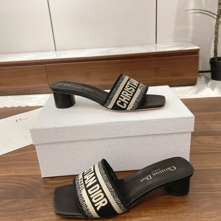 ディオール サンダル