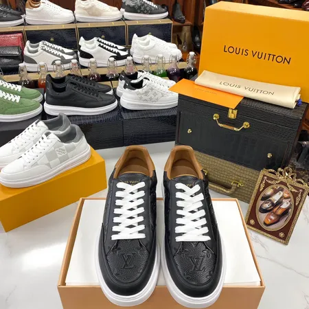 ルイヴィトン カジュアルシューズ