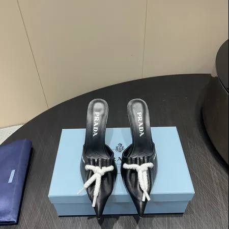 プラダ サンダル