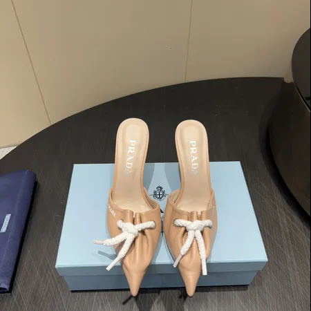 プラダ サンダル