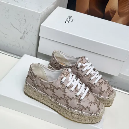 セリーヌ カジュアルシューズ