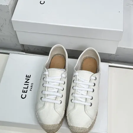 セリーヌ カジュアルシューズ