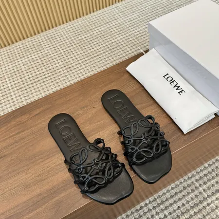 ロエベ スリッパ