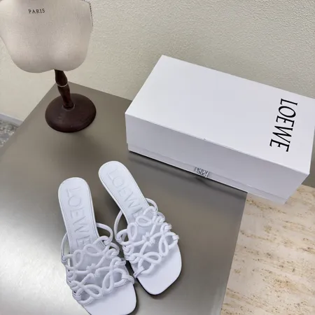 ロエベ サンダル