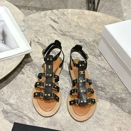 セリーヌ サンダル