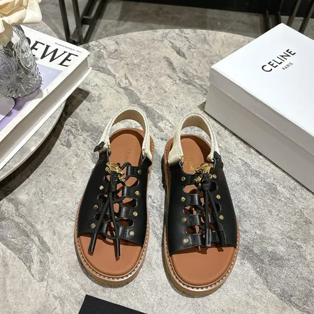 セリーヌ サンダル
