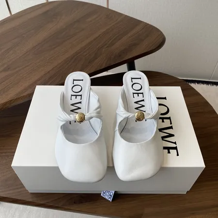 ロエベ スリッパ