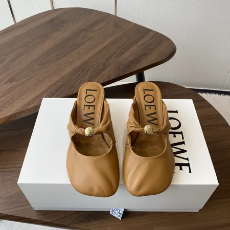 ロエベ スリッパ