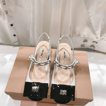 ミュウミュウ サンダル