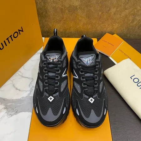 ルイヴィトン スニーカー