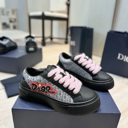 ディオール カジュアルシューズ