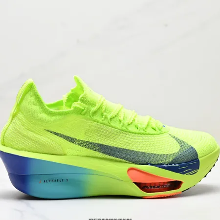 ナイキ スニーカー