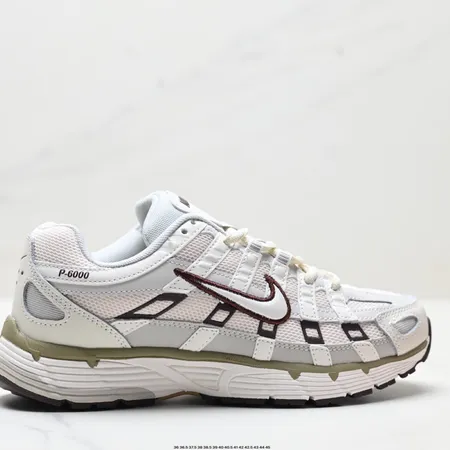 ナイキ スニーカー