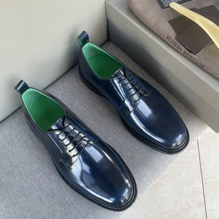 ボッテガ ヴェネタ ビジネスシューズ