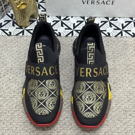 ヴェルサーチ カジュアルシューズ