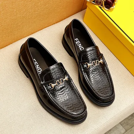 フェンディ ビジネスシューズ