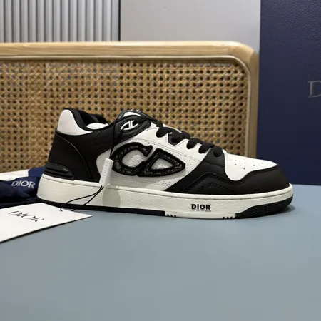 ディオール カジュアルシューズ