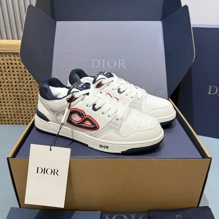 ディオール カジュアルシューズ