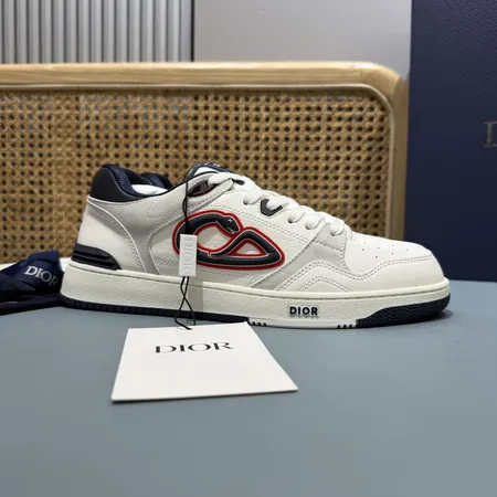 ディオール カジュアルシューズ