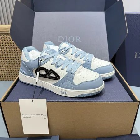 ディオール カジュアルシューズ