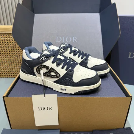 ディオール カジュアルシューズ