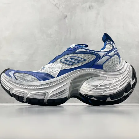 バレンシアガ スニーカー