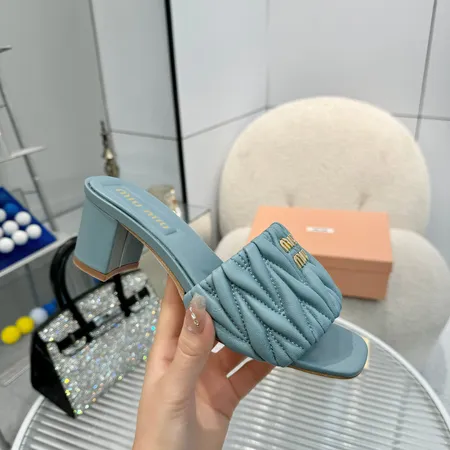 ミュウミュウ サンダル